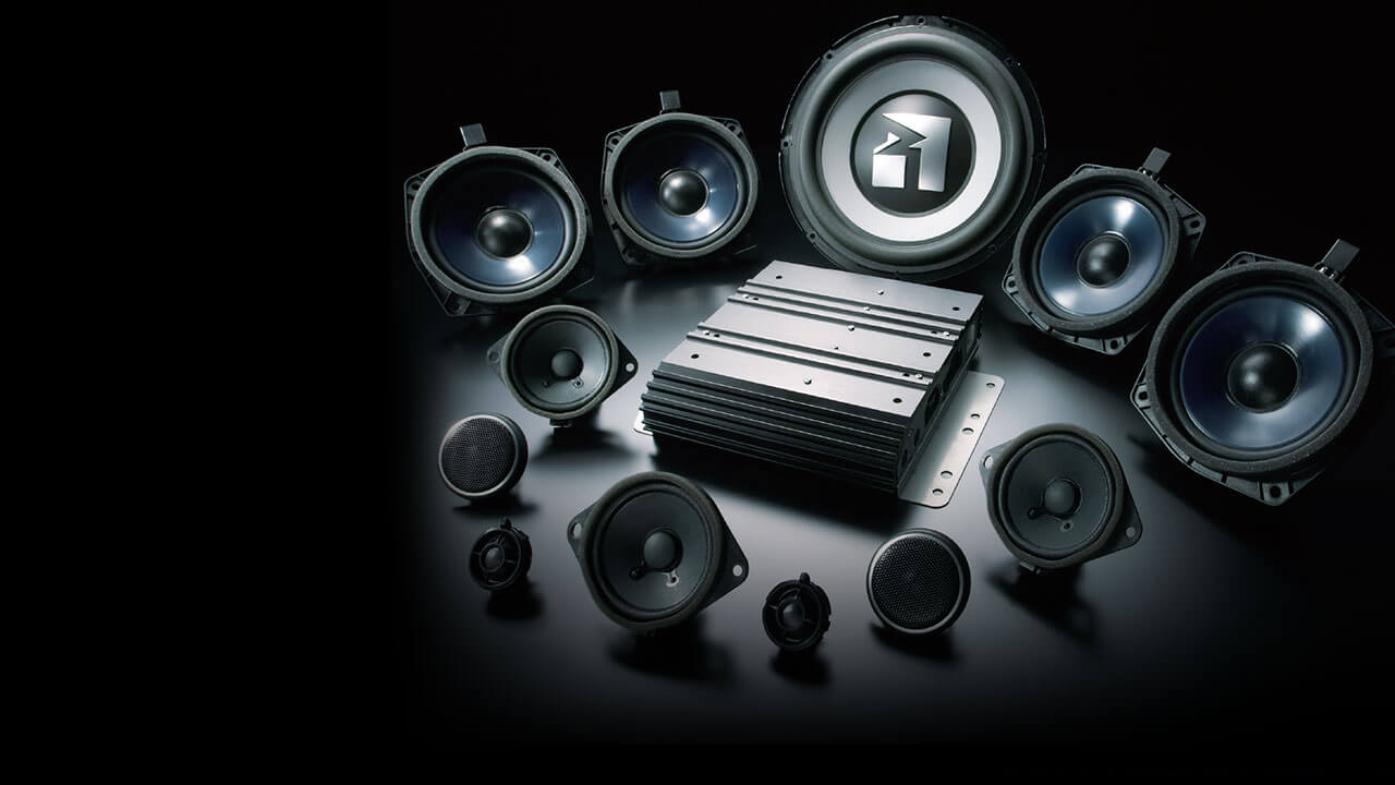 Hệ thống audio giải trí cao cấp 6 đĩa và 12 loa ROCKFORD