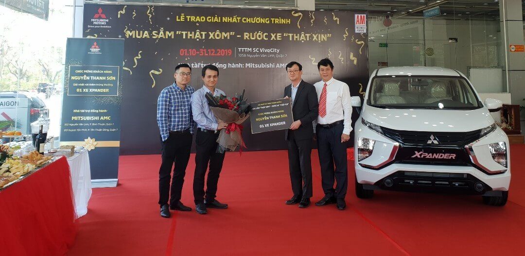 Lễ bàn giao xe