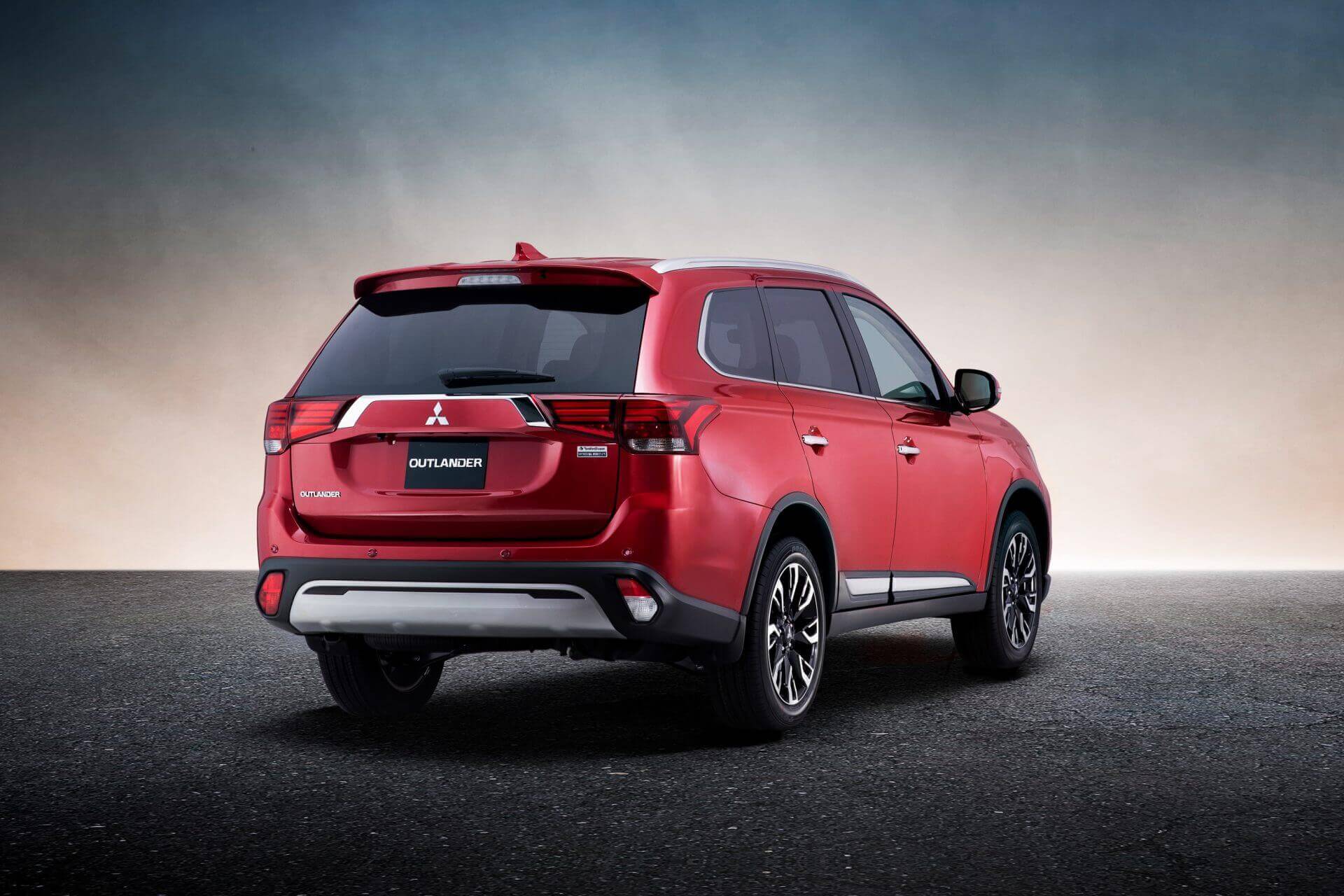 Xe Mitsubishi Outlander