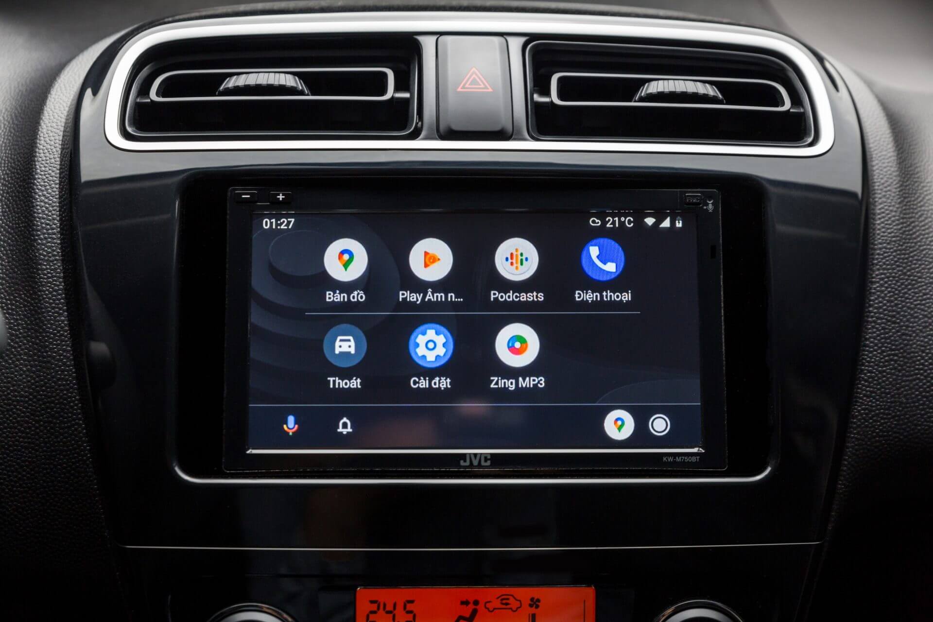 Màn hình giải trí mới với Apple Carplay và Androi Auto được trang bị trên Mitsubishi Attrage