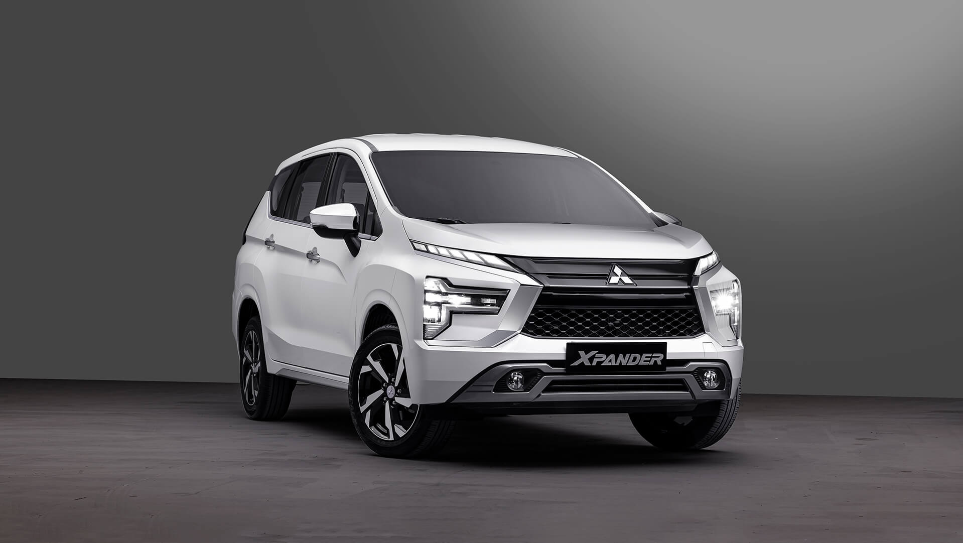 Xe Mitsubishi Xpander Cross