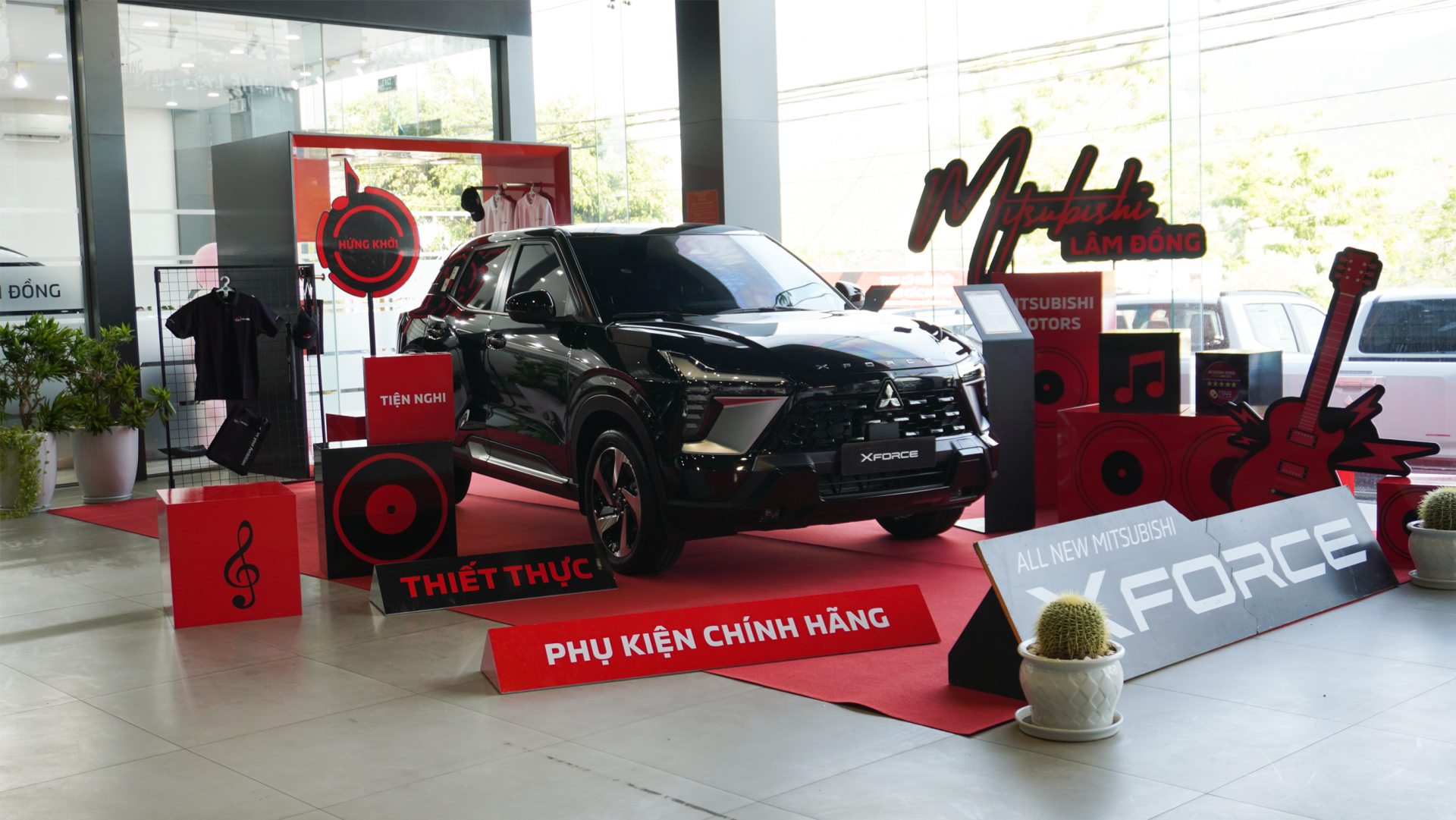 SAVICO LAM DONG DEALER WINS AWARD AT THE GLOBAL ACCESSORY PROMOTION CONTEST FY2025